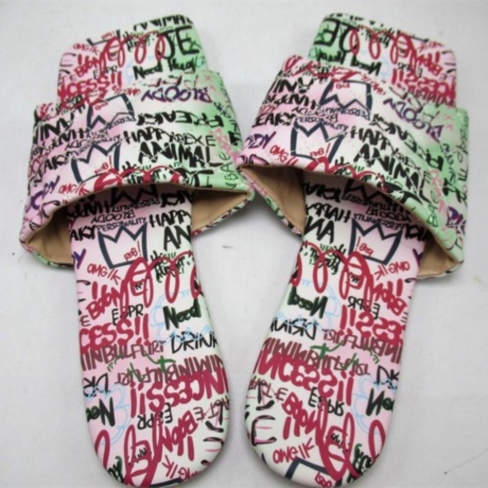 Trendy Graffiti Sandal